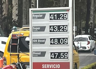 Precios del diésel superan los Q46 a solo días de la baja reportada por el MEM Ejemplo de precios desplegados el 3 de septiembre 2026 para servicio completo. Foto La Hora