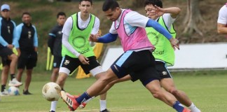 La Selección de Guatemala, dirigida por Luis Fernando Tena, realizó su primer entrenamiento previo a enfrentar a Jamaica y El Salvador en la Liga de Naciones de Concacaf.