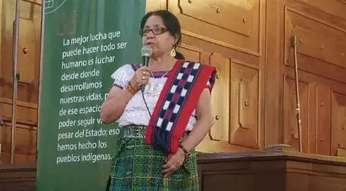 Magdalena Cholotío. fundadora y coordinadora del Movimiento Nacional de Abuelas Comadronas Nim Alaxik.
