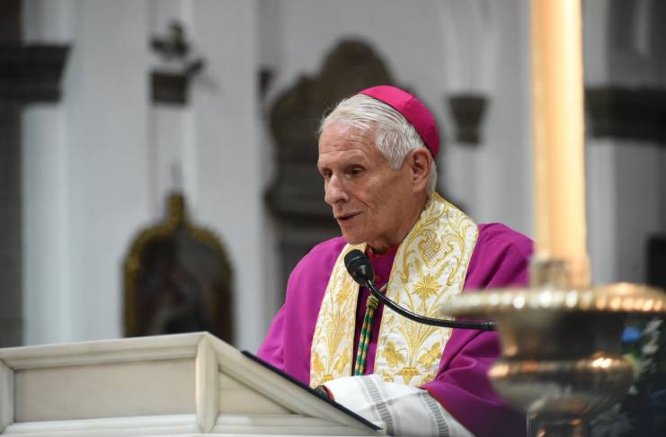 Monseñor Gonzalo de Villa y Vásquez hizo un llamado a la reflexión sobre la situación que atraviesa Guatemala. Foto La Hora: José Orzco.