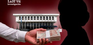 El burdo patrón se confirma: misma voz de trabajadora del OJ presiona a pasante por pago en cuenta bancaria La investigación de La Hora documenta nuevos testimonios y una segunda grabación sobre el presunto cobro de dinero para obtener plazas dentro del Organismo Judicial. Foto La Hora: Archivo.