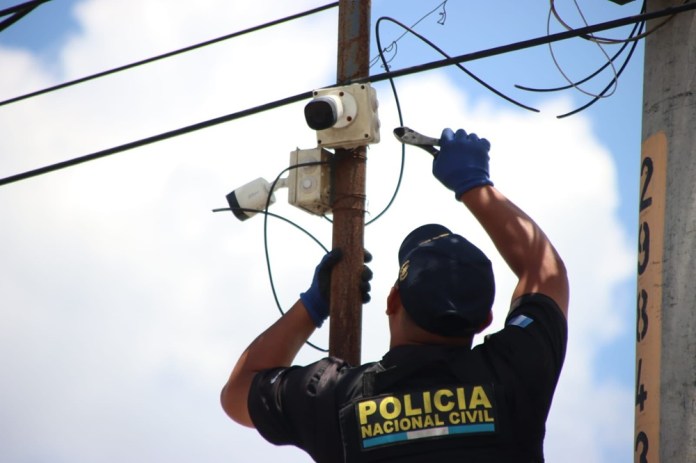PNCSUN PNC intensificó ofensiva contra grupos criminales y su tecnología. Foto La Hora: PNC