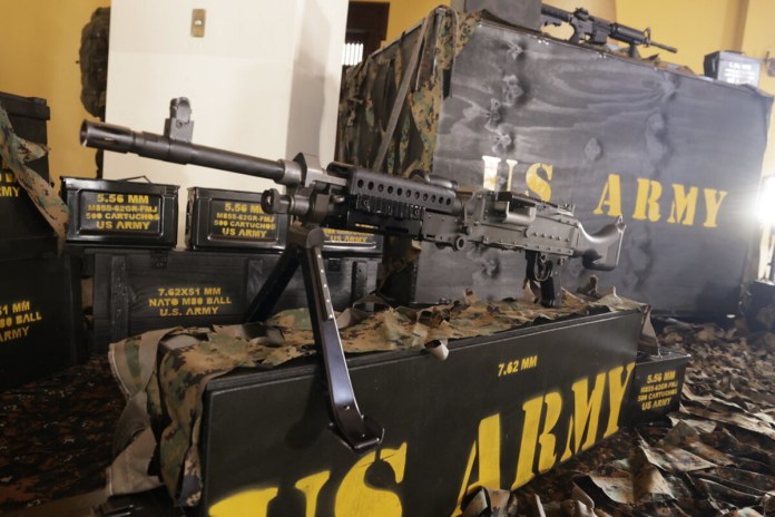 Potente y preciso asi es el M4 el fusil de primer nivel que Guatemala recibe de EE UU Potente y preciso, así es el M4, el fusil de primer nivel que Guatemala recibe de EE. UU.