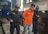 Presuntos asaltantes atropellan a dos agentes PNC y se dan a la fuga, uno de ellos es capturado