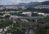 Vista del área al puente Ch'utb'al, donde la Conred ha identificado antecedentes de inestabilidad en sectores próximos a asentamientos de la zona 6. Foto La Hora: CIV.