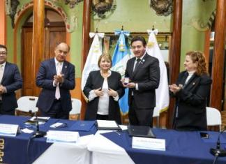 De esto se trata el acuerdo del IGM y TSE para facilitar el voto de guatemaltecos en el exterior Acuerdo del IGM y TSE para facilitar el voto de guatemaltecos en el exterior. Foto La Hora: IGM.