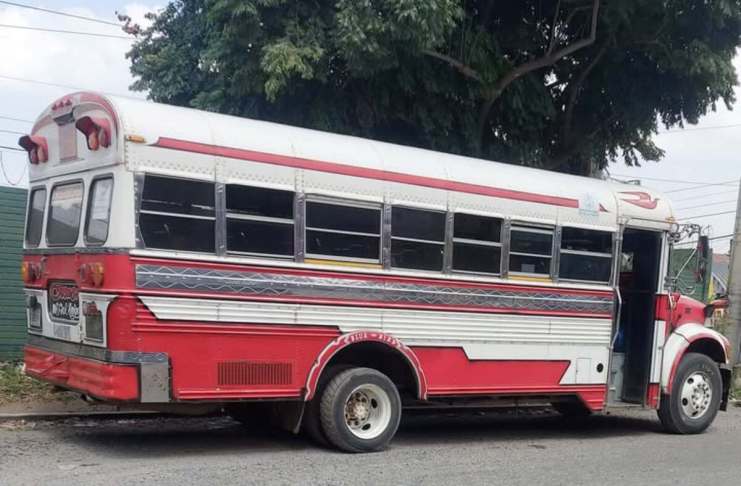 Transportistas de rutas cortas prevén incrementos sucesivos al pasaje por crisis de combustible
