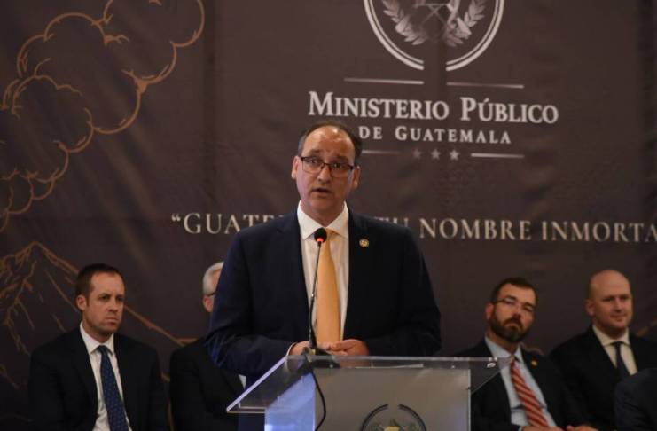 Fiscal federal de EE. UU. resalta cooperación con Guatemala en combate al narcotráfico y Los Huistas Fiscal de EE. UU. destaca la cooperación con Guatemala contra el narcotráfico y menciona el trabajo conjunto frente a Los Huistas.