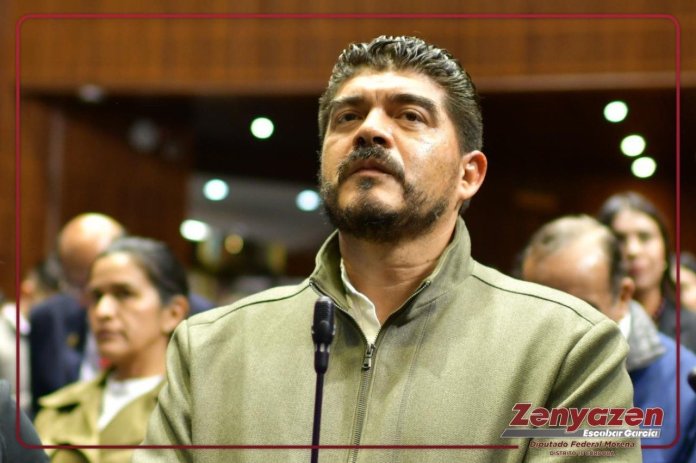 Zenyyazen Escobar Muere Zenyyazen Escobar, diputado por Veracruz, fallece tras un ataque armado. Foto La Hora.