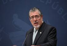 El presidente Bernardo Arévalo asegurá que los nuevos cambios a Guatecompras se suspenderán, con la intención de presentar una nueva propuesta.