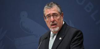 El presidente Bernardo Arévalo asegurá que los nuevos cambios a Guatecompras se suspenderán, con la intención de presentar una nueva propuesta.