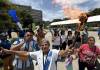 Guatemaltecos en la Municipalidad de Guatemala para encender su antorcha por el 205 aniversario de la Independencia. Foto: La Hora / José Orozco
