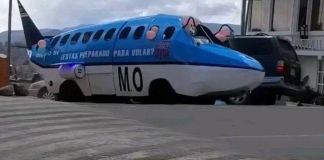 «Avión terrestre» el ingenioso auto modificado que acapara la atención en San Marcos avioncito-San Marcos