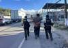 Varios hombres fueron detenidos por bloquear el paso en varias carreteras. Foto: PNC