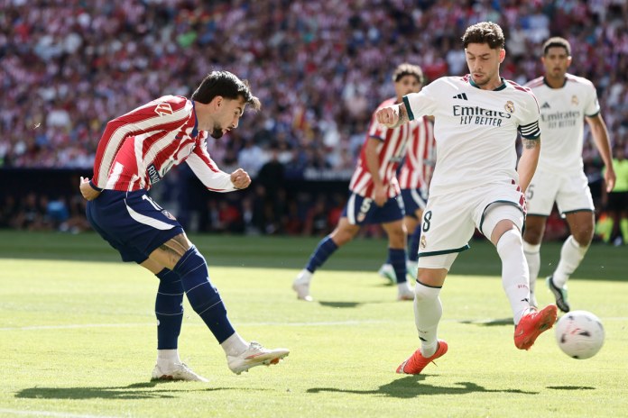 El capitán del Real Madrid, Federico Valverde, fue diagnosticado con un esguince de grado 3 en su tobillo izquierdo debido a una fuerte entrada de Kang-In Lee durante el derbi.