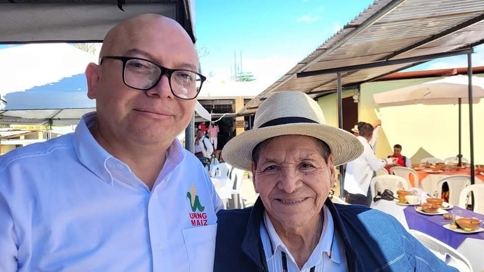 El secretario general de URNG, Carlos Barrios, confirmó las conversaciones con la dirigencia del oficialismo de cara a las próximas elecciones.