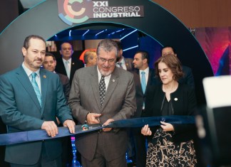 El presidente Bernardo Arévalo inaugura el XXI Congreso Industrial. Foto: Cámara de Industria