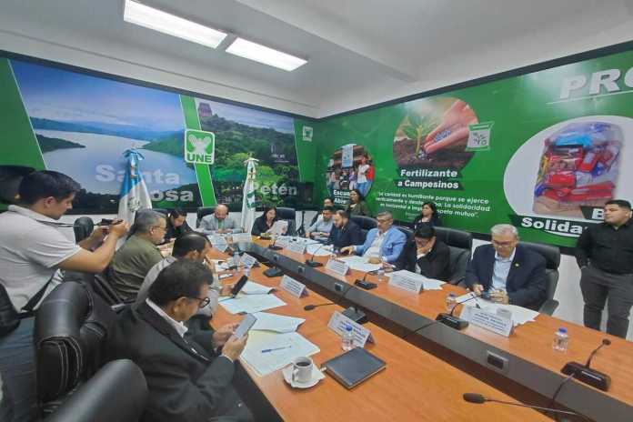 La comisión de Migrantes del Congreso de la República aprueba convocatoria para nuevas autoridades de Conamigua. Foto: La Hora