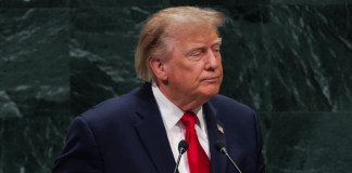 Trump publicó una imagen en Truth Social en la que muestra una piscina en el lugar que actualmente ocupa la sala de prensa de la Casa Blanca.