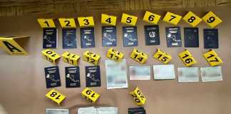 Agentes de la PNC capturan durante allanamiento a integrantes de la estructura criminal “Los Jordanos” señalados de falsificación de documentos. Foto: PNC