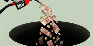 Crisis de combustibles: Rebaja de impuestos dejaría un costo de Q3 mil 318 millones y analistas plantean dudas La eliminación de impuestos ayudaría a los consumidores, pero impactaría al fisco. Foto La Hora: Jesús Ríos