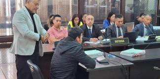 Caso Itzapa: Aspirante a bombero que aceptó cargos declara ante tribunal El Tribunal de Mayor Riesgo B escuchó la declaración del aspirante a bombero que acepto cargos por haber colaborado con el traslado del cuerpo de Nelson Santamaría de forma anómala. Foto La Hora: Daniel Ramírez
