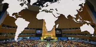 Naciones Unidas votan para adaptar el mapa del mundo: ¿Qué llevó a esta decisión? Naciones Unidas votan para adaptar el mapa del mundo con el fin de mostrar las proporciones correctas de los continentes del Sur Global. Imagen La Hora: Alejandro Ramírez.