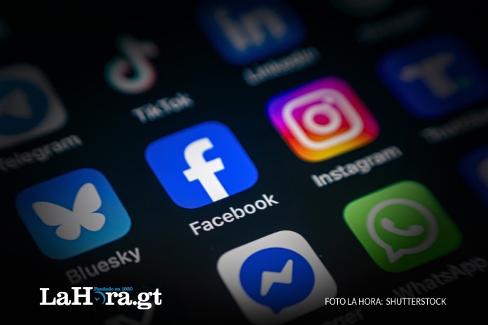 Meta cambia las reglas para adolescentes y abre un nuevo debate sobre el futuro del negocio de las redes sociales. Foto La Hora: Alejandro Ramírez.