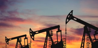 Petróleo de Texas alcanza los USD 105 por barril, el cierre más alto desde mayo El precio de Texas cerró este martes en su precio más alto desde mayo. Foto La Hora