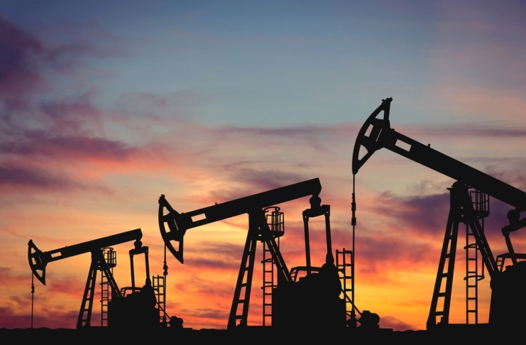 Petróleo de Texas alcanza los USD 105 por barril, el cierre más alto desde mayo El precio de Texas cerró este martes en su precio más alto desde mayo. Foto La Hora