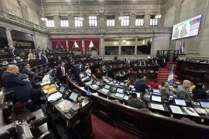 Cabal busca que condenados puedan optar a cargos públicos: cabildean reforma a Ley de Probidad
