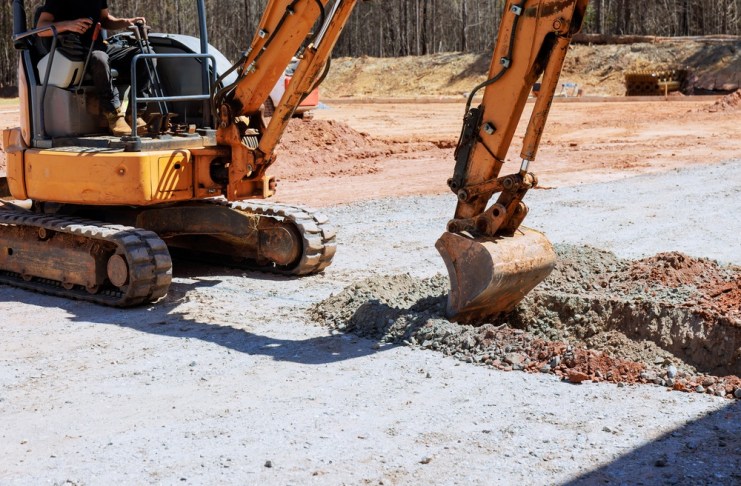Rezago en ejecución de obras sigue latente. Foto La Hora: Shutterstock