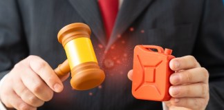 Crisis de combustibles: Rebaja de impuestos dejaría un costo de Q3 mil 318 millones y analistas plantean dudas Eliminación de impuestos ayudaría a los consumidores. Foto La Hora: Shutterstock