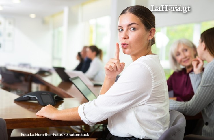 Los silencios suelen también dar mensajes. Foto La Hora: Shutterstock/BearFotos