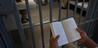 La rehabilitación es uno de los pilares cruciales para la reinserción social de las personas privadas de libertad. Pero, ¿qué tipo de servicios de psicología ofrece el Sistema Penitenciario? Imagen La Hora: Víctor García.