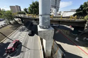 Torre del Aerometro genera debate en redes sociales; empresa explica la razón de su diseño