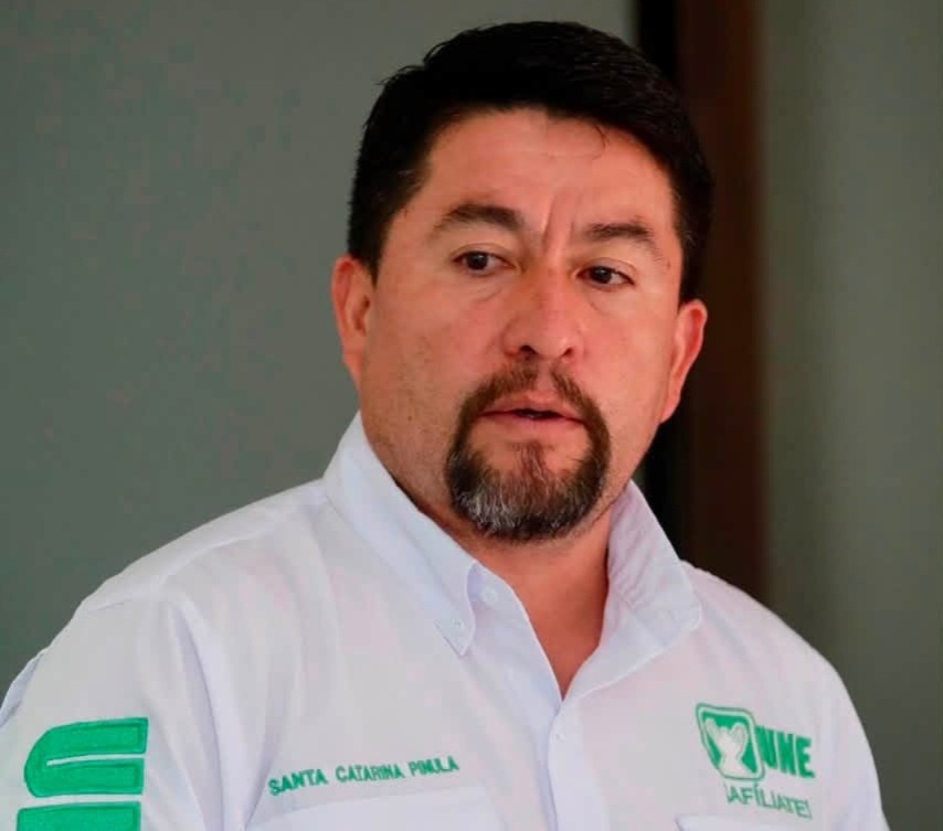 Víctor Alvarizaes lidera las jornadas de capacitación y afiliación del partido de Sandra Torres en Santa Catarina Pinula. 